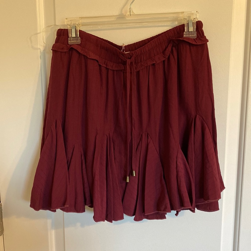 Maroon skort large